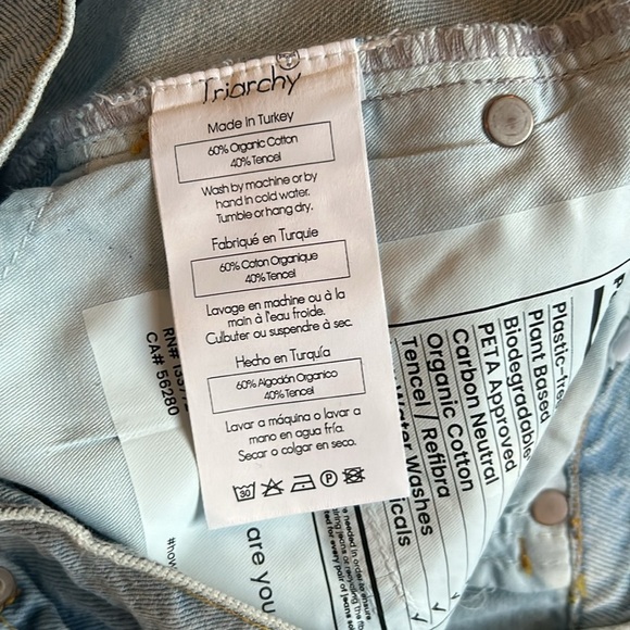 TRIARCHY High Rise Cut-off Short Color Spring Indigo
Size 30 - Picture 9 of 13